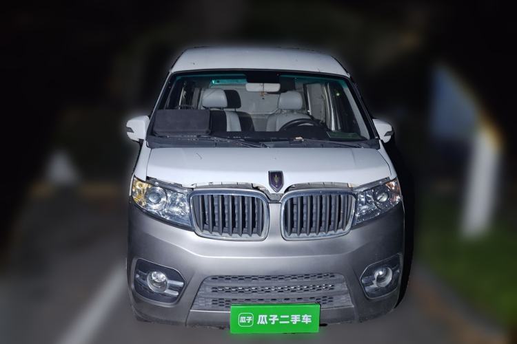 Used Jinbei New Hiace X30L 2016 1.3L Wealth Edition Van DLCG12 Front