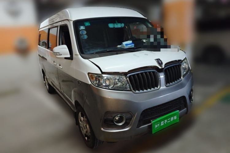 Used Jinbei New Hiace X30L 2016 1.5L Wealth Edition DLCG14 Front Right 45 Deg