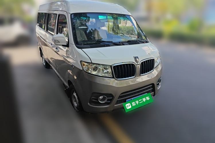 Used Jinbei New Hiace X30L 2016 1.5L Wealth Edition DLCG14 Front Right 45 Deg