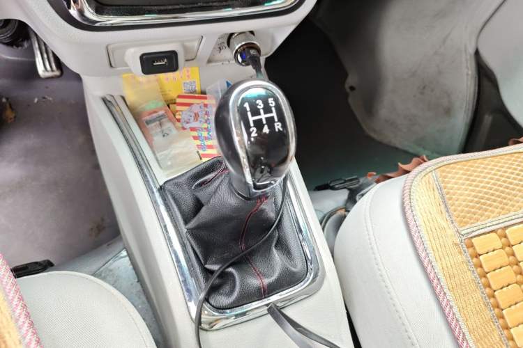 Used Jinbei New Hiace X30L 2016 1.5L Wealth Edition DLCG14 Gear Lever