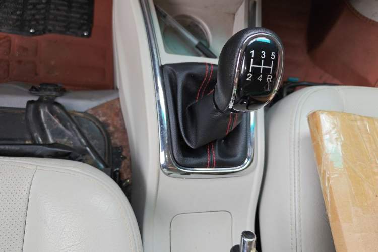 Used Jinbei New Hiace X30L 2016 1.3L Wealth Edition DLCG12 Gear Lever