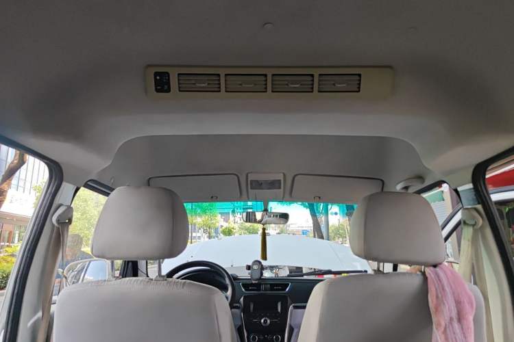 Used Jinbei New Hiace X30L 2016 1.5L Wealth Edition DLCG14 Headliner