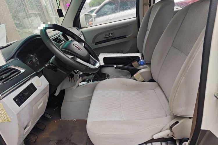 Used Jinbei New Hiace X30L 2016 1.5L Wealth Edition Van DLCG14 Left Front Seat