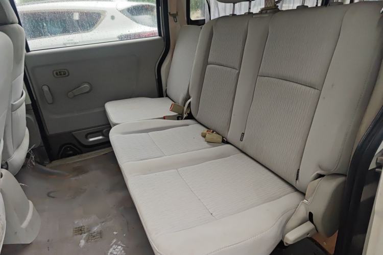 Used Jinbei New Hiace X30L 2016 1.5L Wealth Edition Van DLCG14 Left Rear Seat