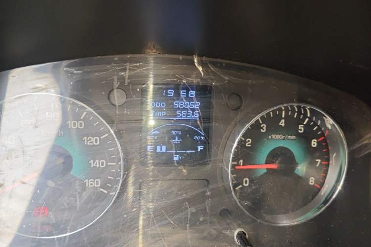 Used Jinbei New Hiace X30L 2016 1.5L Wealth Edition Van DLCG14 Odometer Close Up