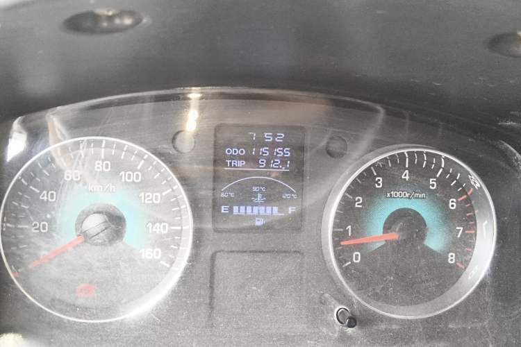 Used Jinbei New Hiace X30L 2016 1.5L Wealth Edition Van DLCG14 Odometer Close Up