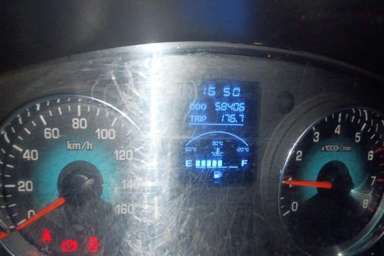 Used Jinbei New Hiace X30L 2016 1.5L Business Edition DLCG14 Odometer Close Up