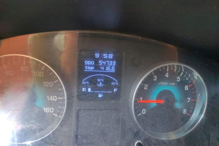 Used Jinbei New Hiace X30L 2016 1.3L Wealth Edition DLCG12 Odometer Close Up