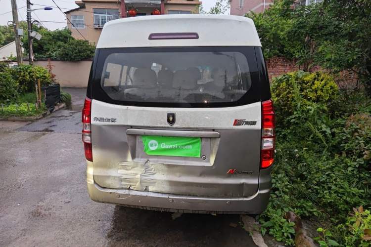 Used Jinbei New Hiace X30L 2016 1.5L Wealth Edition DLCG14 Rear