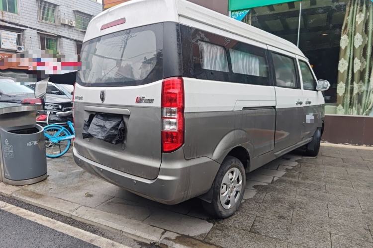 Used Jinbei New Hiace X30L 2016 1.5L Wealth Edition Van DLCG14 Rear Right 45 Deg