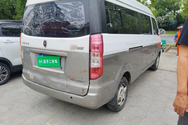 Used Jinbei New Hiace X30L 2016 1.5L Wealth Edition Van DLCG14 Rear Right 45 Deg