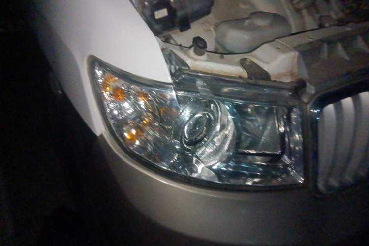 Used Jinbei New Hiace X30L 2016 1.5L Business Edition DLCG14 Right Front Headlight