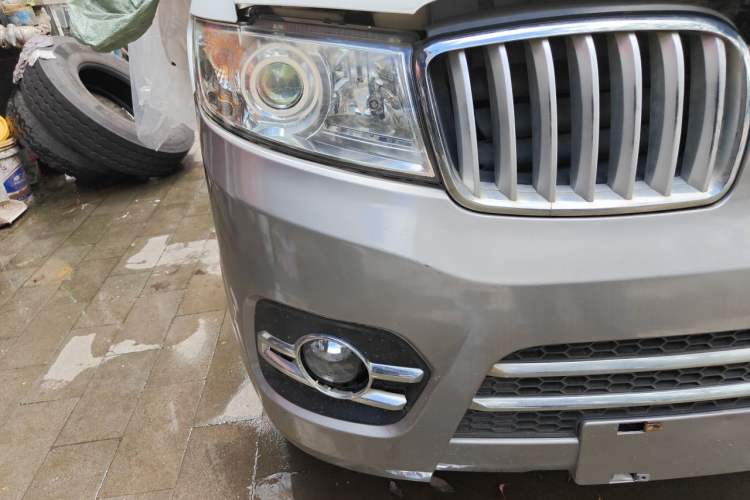 Used Jinbei New Hiace X30L 2016 1.3L Wealth Edition DLCG12 Right Front Headlight