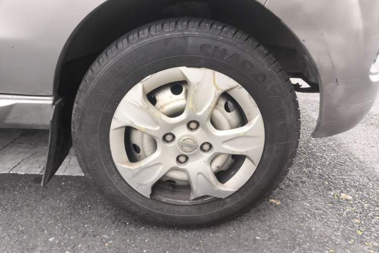 Used Jinbei New Hiace X30L 2016 1.5L Wealth Edition DLCG14 Right Front Wheel Hub
