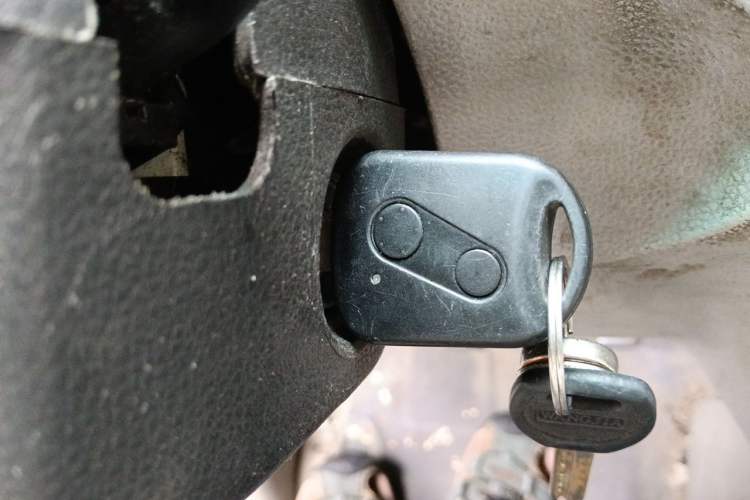 Used Jinbei New Hiace X30L 2016 1.5L Business Edition DLCG14 Vehicle Key