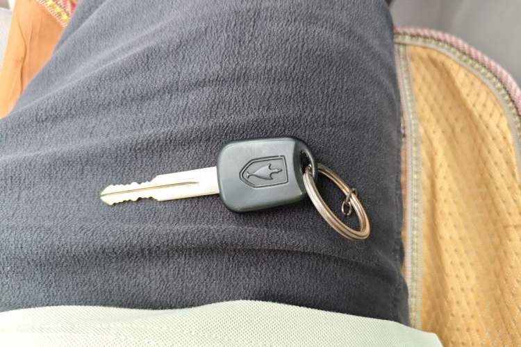 Used Jinbei New Hiace X30L 2016 1.5L Wealth Edition DLCG14 Vehicle Key