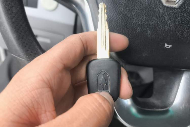 Used Jinbei New Hiace X30L 2016 1.5L Wealth Edition DLCG14 Vehicle Key