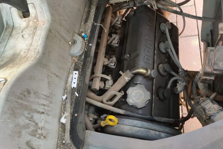 Used Jinbei New Hiace X30L 2016 1.3L Wealth Edition DLCG12 Engine Bay Right