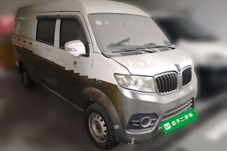 Used Jinbei New Hiace X30L 2016 1.5L Wealth Edition Van DLCG14 Front Right 45 Deg