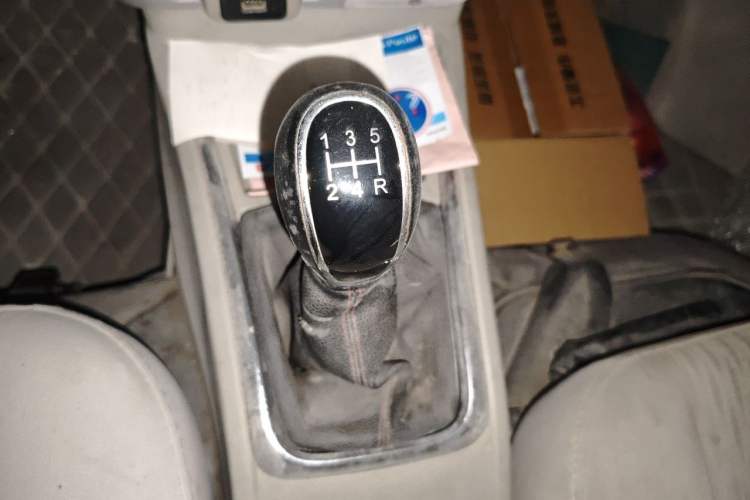 Used Jinbei New Hiace X30L 2016 1.5L Wealth Edition Van DLCG14 Gear Lever
