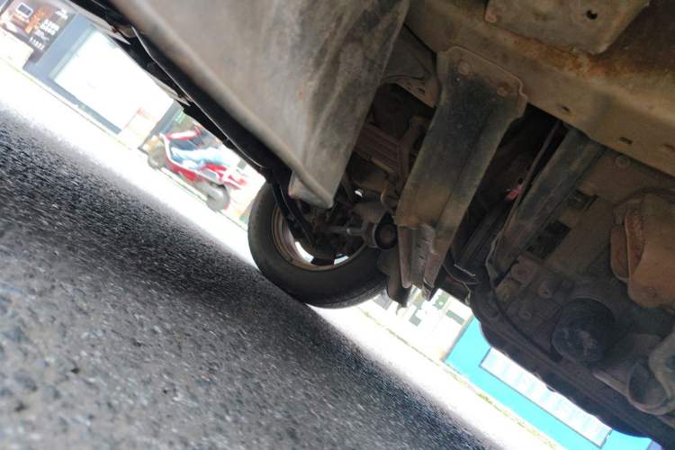 Used Jinbei New Hiace X30L 2016 1.5L Wealth Edition DLCG14 Chassis Front Left