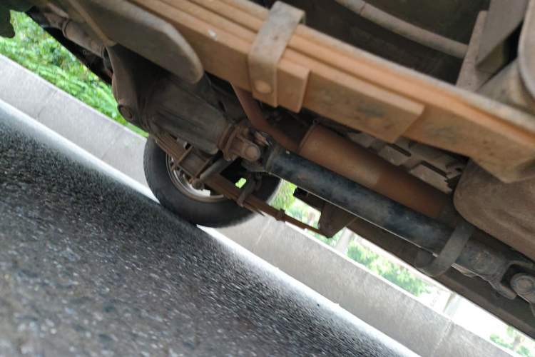 Used Jinbei New Hiace X30L 2016 1.5L Wealth Edition DLCG14 Chassis Rear Right