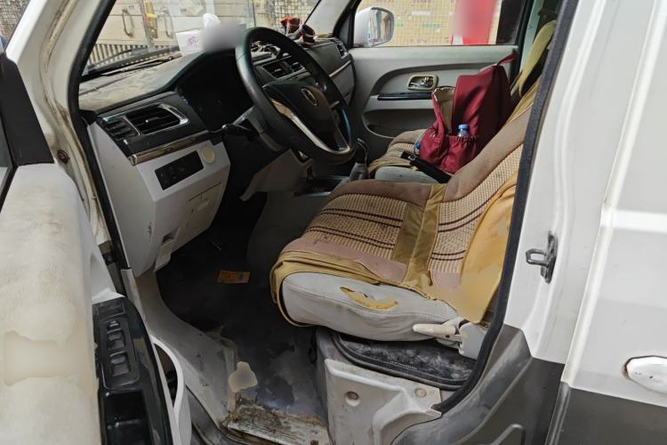 Used Jinbei New Hiace X30L 2016 1.5L Wealth Edition Van DLCG14 Driver Seat