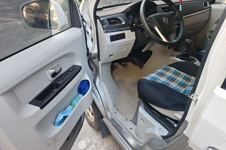Used Jinbei New Hiace X30L 2016 1.5L Wealth Edition DLCG14 Driver Seat