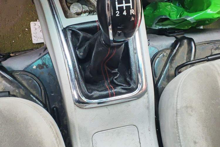 Used Jinbei New Hiace X30L 2016 1.5L Wealth Edition Van DLCG14 Gear Lever