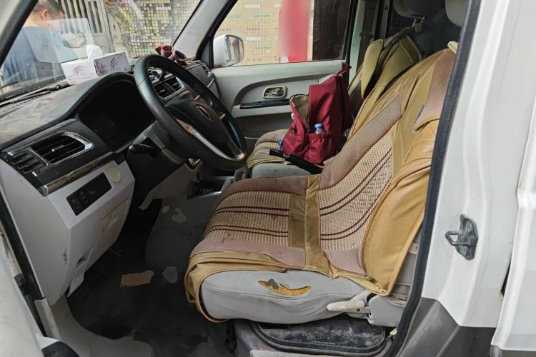 Used Jinbei New Hiace X30L 2016 1.5L Wealth Edition Van DLCG14 Left Front Seat
