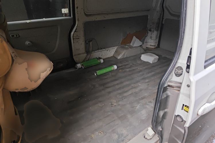 Used Jinbei New Hiace X30L 2016 1.5L Wealth Edition Van DLCG14 Left Rear Seat