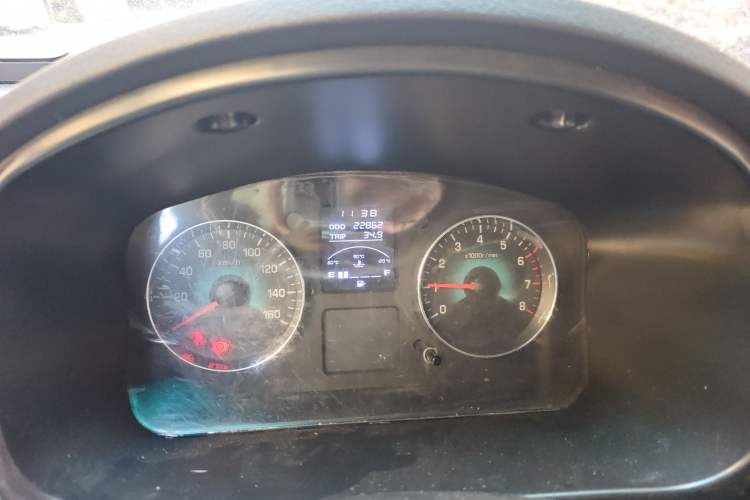 Used Jinbei New Hiace X30L 2016 1.5L Wealth Edition DLCG14 Odometer Close Up
