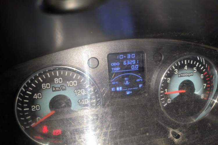 Used Jinbei New Hiace X30L 2016 1.5L Wealth Edition DLCG14 Odometer Close Up