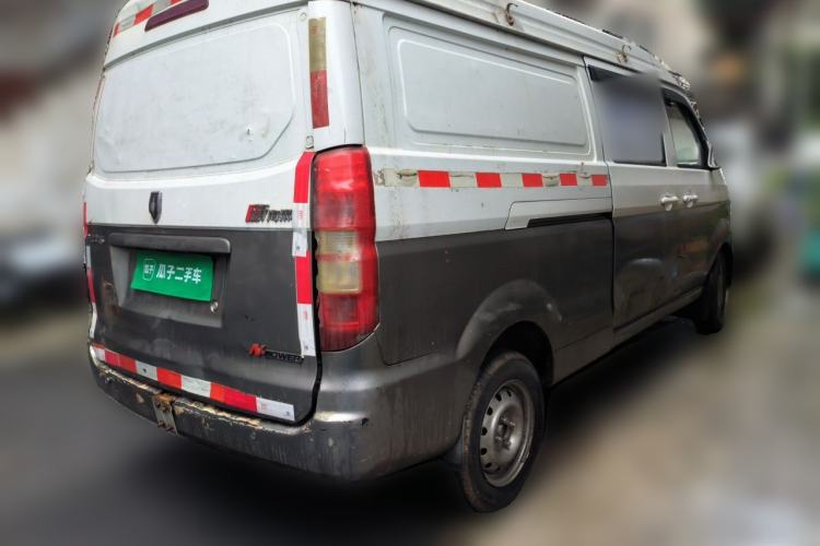 Used Jinbei New Hiace X30L 2016 1.5L Wealth Edition DLCG14 Rear Right 45 Deg