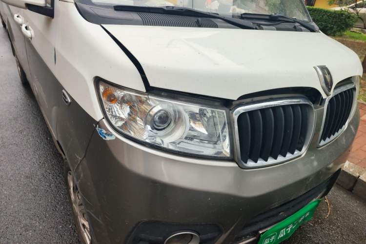 Used Jinbei New Hiace X30L 2016 1.5L Wealth Edition Van DLCG14 Right Front Headlight