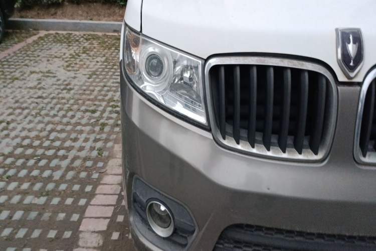 Used Jinbei New Hiace X30L 2016 1.5L Wealth Edition DLCG14 Right Front Headlight