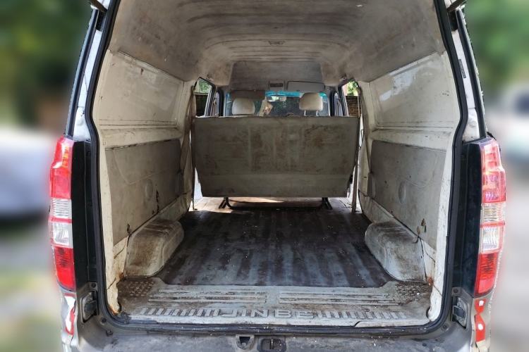 Used Jinbei New Hiace X30L 2016 1.5L Business Edition Van DLCG14 Trunk