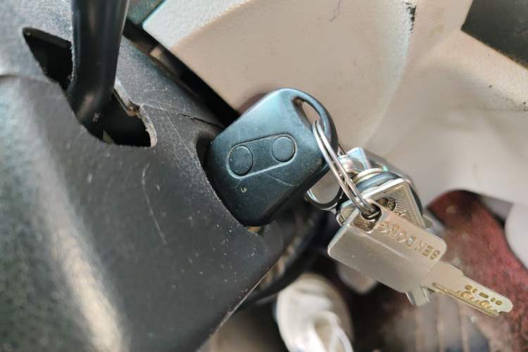 Used Jinbei New Hiace X30L 2016 1.5L Wealth Edition DLCG14 Vehicle Key