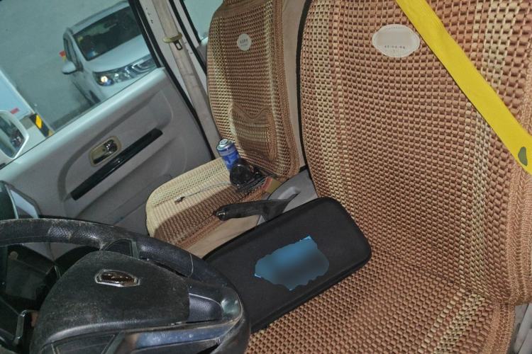 Used Jinbei New Hiace X30L 2016 1.5L Wealth Edition Van DLCG14 Left Front Seat