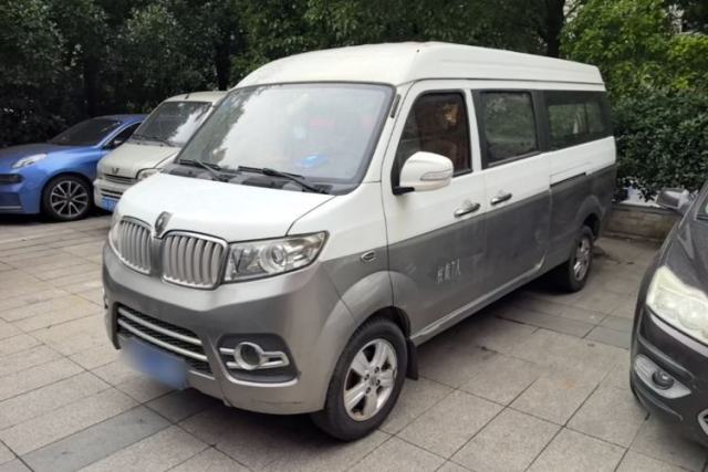 Used Jinbei New Hiace X30L 2016 1.5L Wealth Edition DLCG14