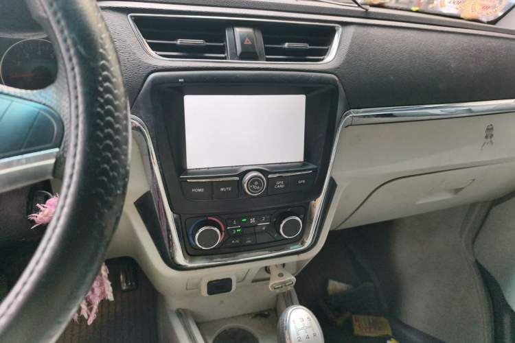 Used Jinbei New Hiace X30L 2016 1.5L Business Edition DLCG14 Audio And AC Panel