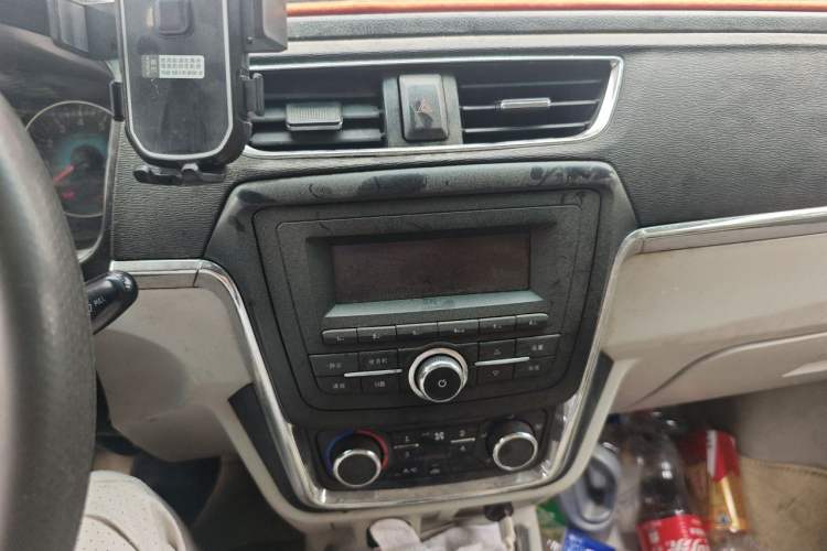 Used Jinbei New Hiace X30L 2016 1.3L Wealth Edition DLCG12 Audio And AC Panel