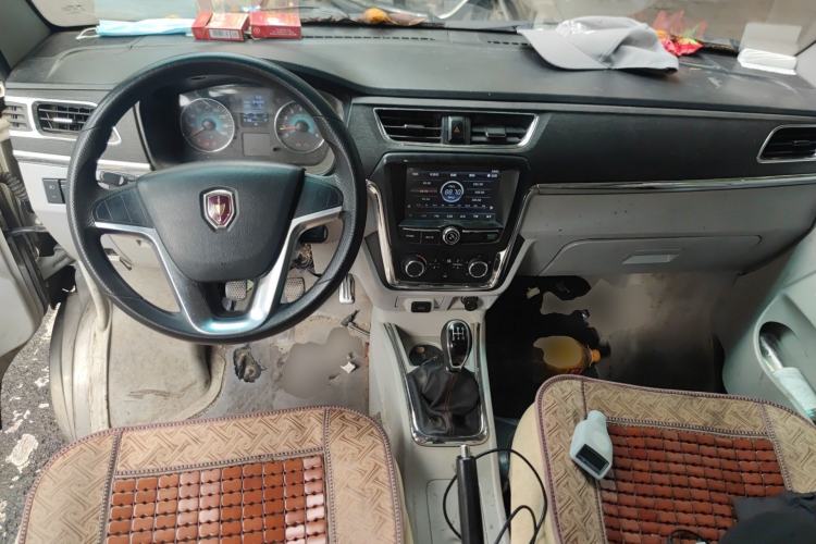 Used Jinbei New Hiace X30L 2016 1.5L Business Edition DLCG14 Center Console