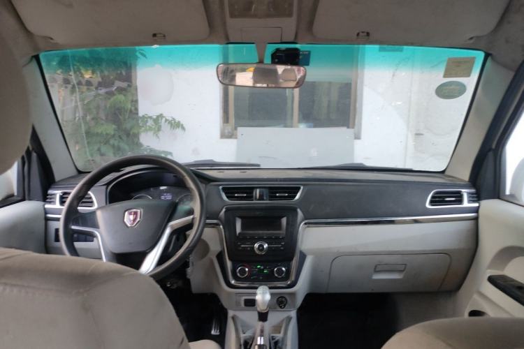 Used Jinbei New Hiace X30L 2016 1.3L Wealth Edition DLCG12 Center Console