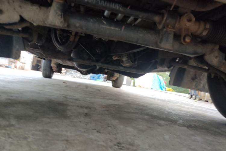 Used Jinbei New Hiace X30L 2016 1.3L Wealth Edition DLCG12 Chassis Front