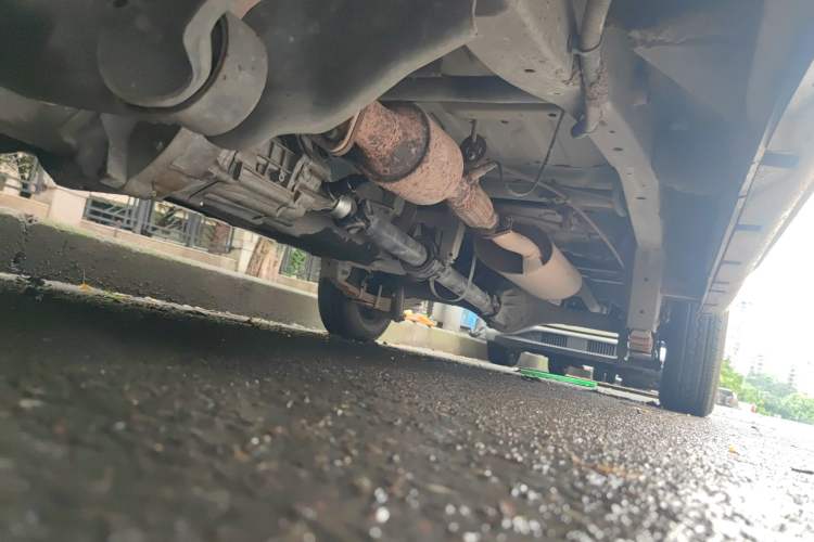Used Jinbei New Hiace X30L 2016 1.5L Business Edition DLCG14 Chassis Front Left