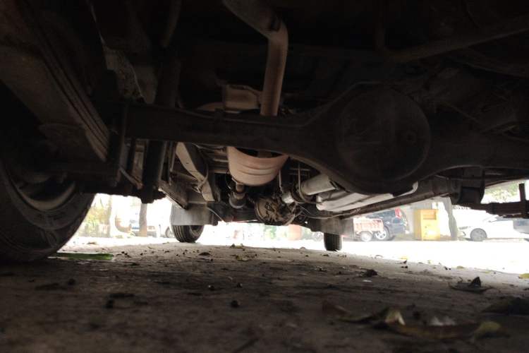 Used Jinbei New Hiace X30L 2016 1.5L Wealth Edition DLCG14 Chassis Rear