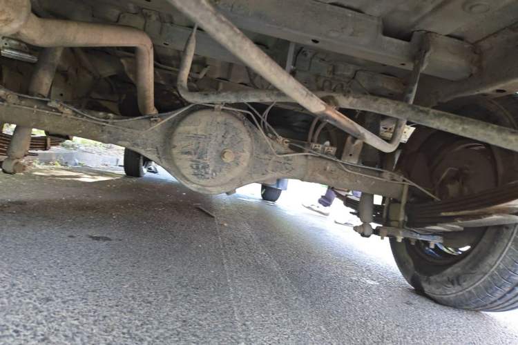 Used Jinbei New Hiace X30L 2016 1.5L Wealth Edition DLCG14 Chassis Rear