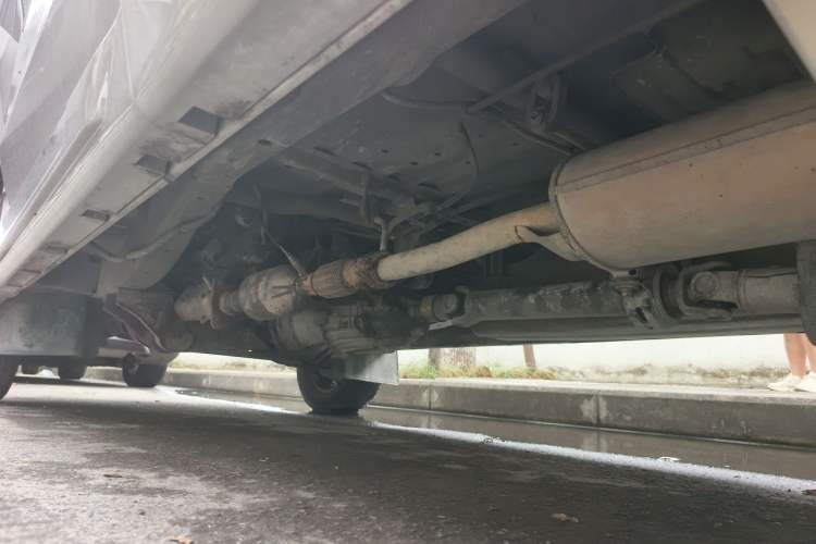 Used Jinbei New Hiace X30L 2016 1.5L Wealth Edition DLCG14 Chassis Rear Left