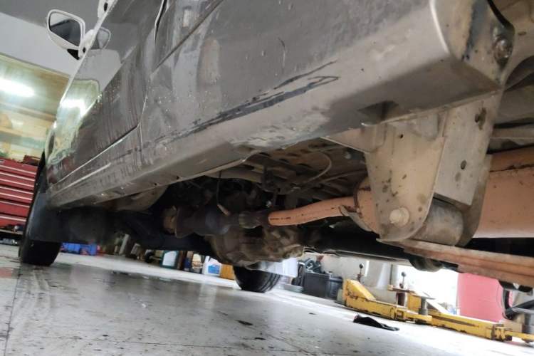 Used Jinbei New Hiace X30L 2016 1.3L Wealth Edition DLCG12 Chassis Rear Left